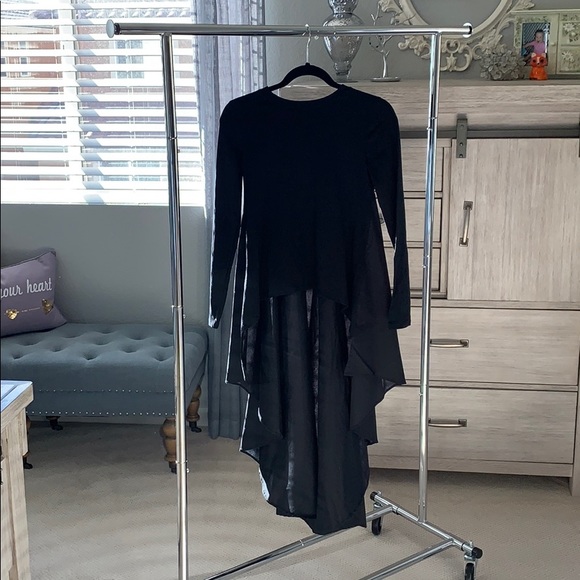 💕1 L left 💕 Black Flare High Low Top💕 - Picture 3 of 6